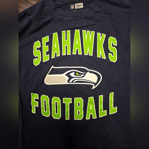 Seahawks Football Mens Long Sleeve Navy Football Tee Medium - Picture 9 of 9